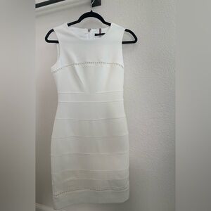 Tommy Hilfiger White Sleeveless Sheath Dress w eyelet stitching details - Size 2